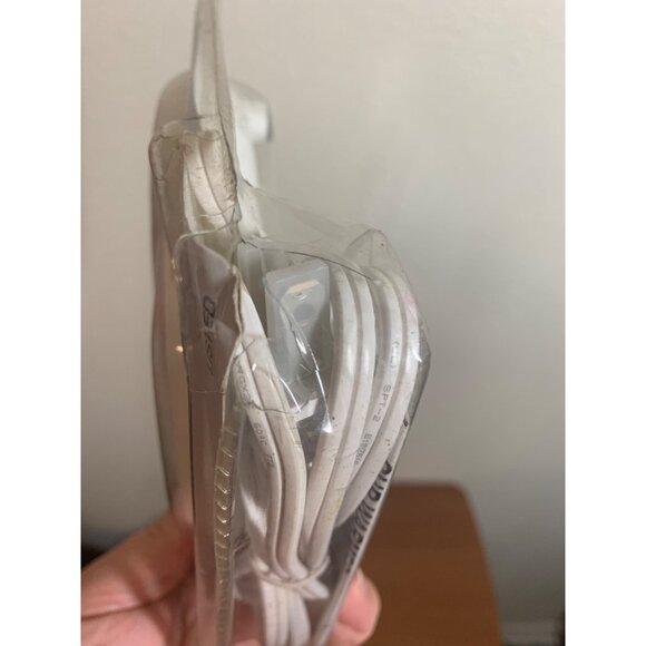 NEW Kitchen Gormet Electric Beverage Drink Warmer White Plug in Desktop Office - Picture 3 of 3